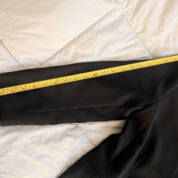 Ann Taylor Blazer The Long Collarless in Fluid Crepe Black Size 10 - Picture 9 of 13